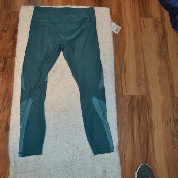 Size M RBX leggings with Mesh - Picture 7 of 7